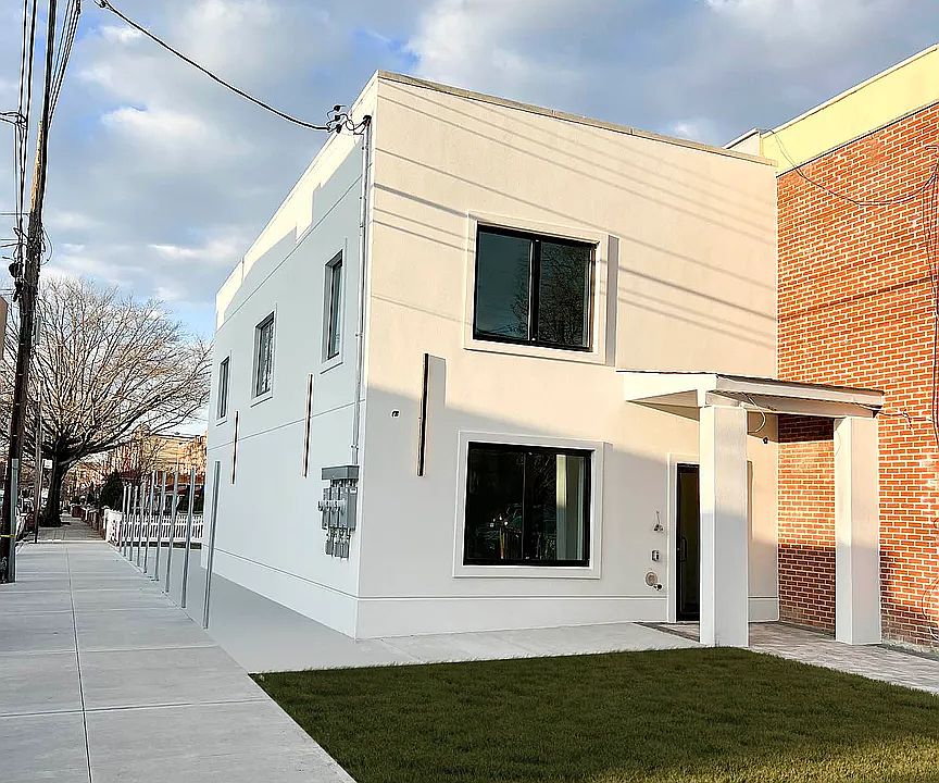 1st image of 25-20 23rd Ave