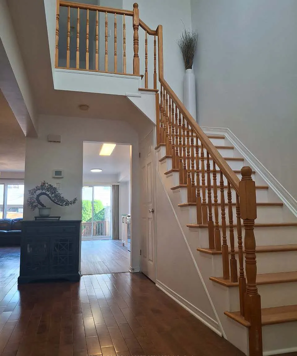 3 bed, $2,900 — Photo 3