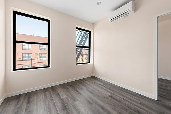 Rented by Silver Line Realty Group NY LLC | media 18