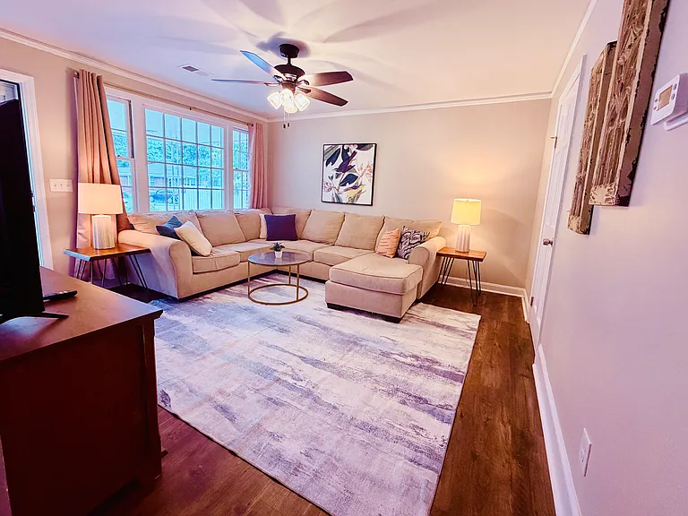 416 Poplar St — Photo 42