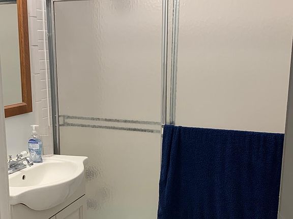 4th image of 1121 Arlington Blvd APT 140
