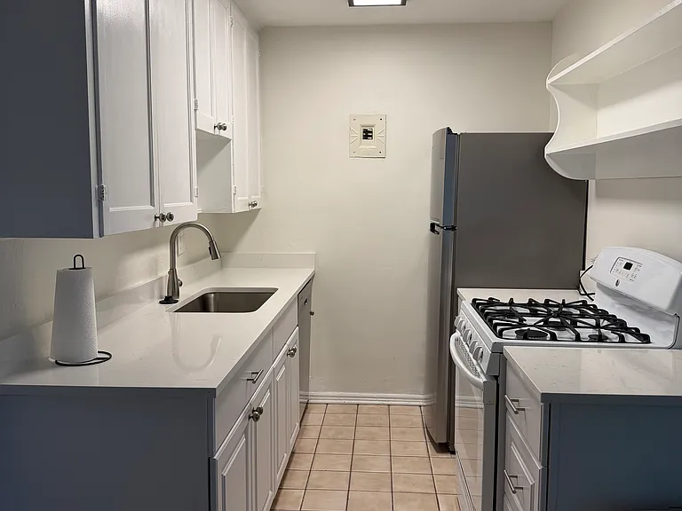 525 N Jackson St #103 — Photo 10