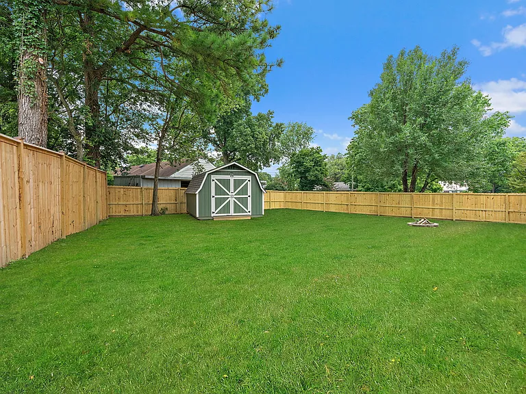 217 Blue Hills Dr — Photo 19