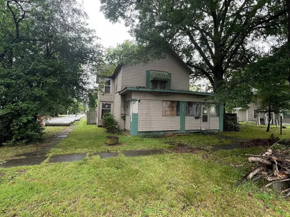 401 S Leslie St, Stuttgart, AR 72160