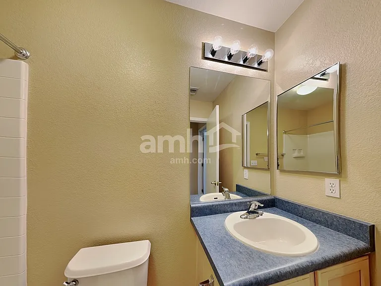 2435 W Waterway Pl — Photo 17