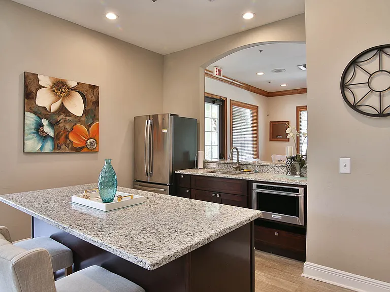 Springs at Palma Sola Apartments — Photo 25