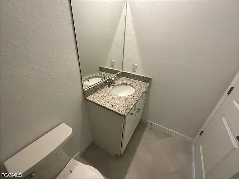 14570 Palamos Cir — Photo 21