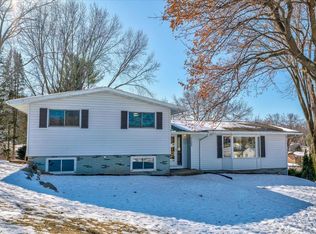 1103 Hillcrest Road, Black Earth, WI 53515