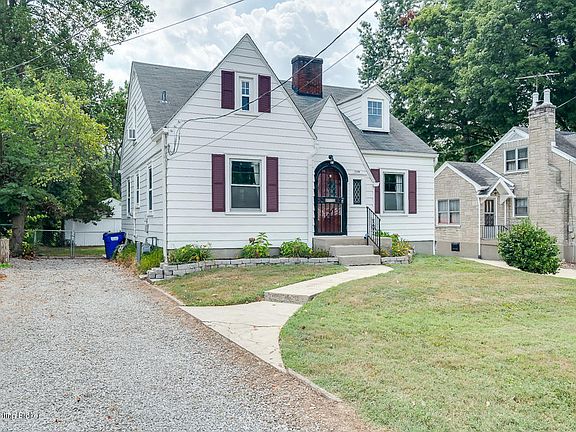 3rd image of 1716 Meyers Ln