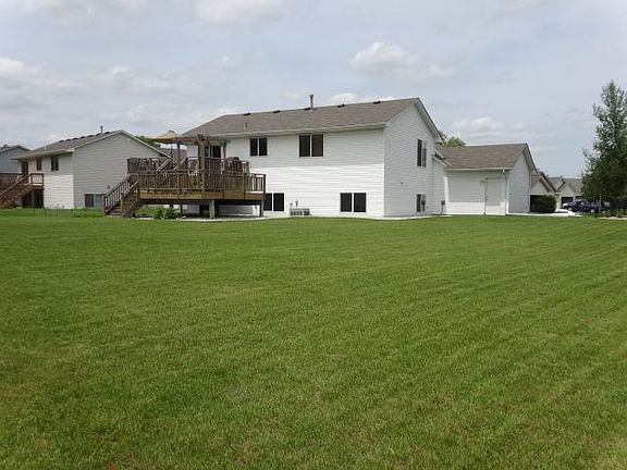 2nd image of 8901 Nevada Cir N