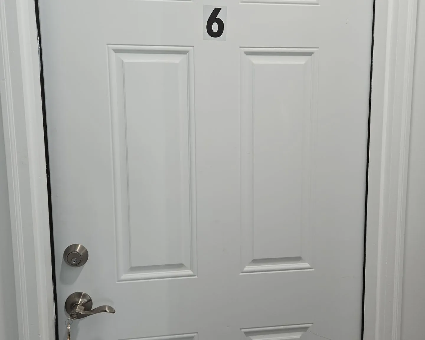 Studio, $1,950 — Photo 2