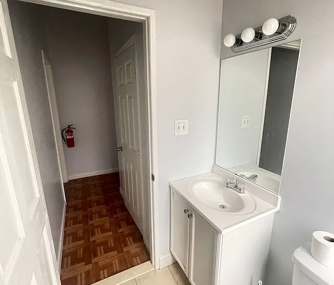 1900 Pine St #2R — Photo 22
