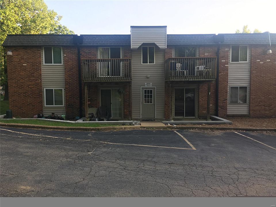 1st image of 2777 Blackforest Dr APT B