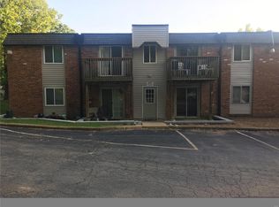 2777 Blackforest Dr APT B, Saint Louis, MO 63129