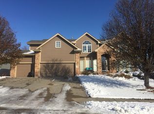 7711 N 160th Cres, Bennington, NE 68007