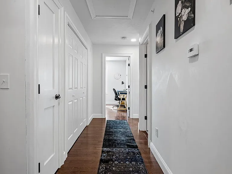Chilmark St — Photo 12