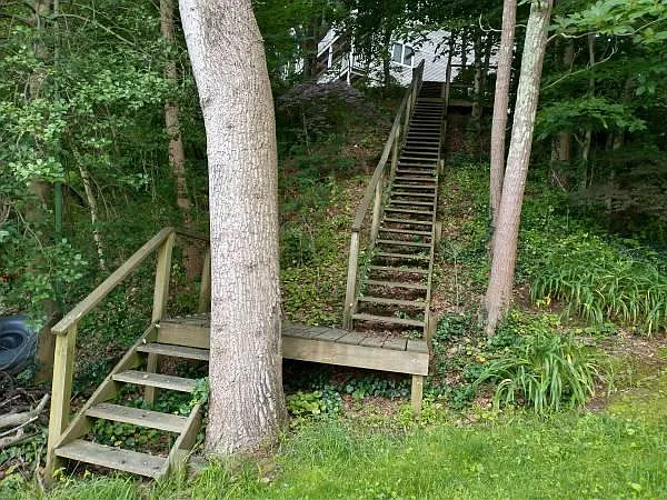 402 Forest Beach Rd — Photo 25