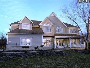 1st image of 668 Nancy Dr