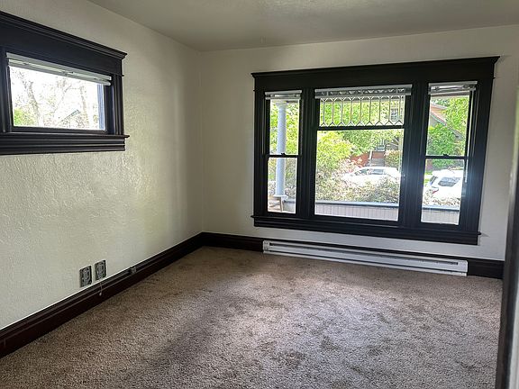 2nd image of 1309 W Hays St