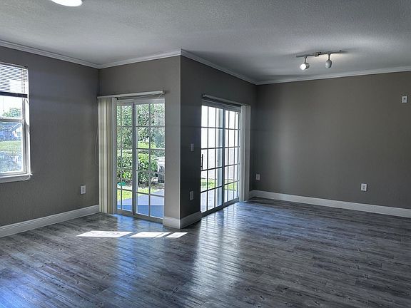 5th image of 10110-10268 NW 33rd St #10186-D1