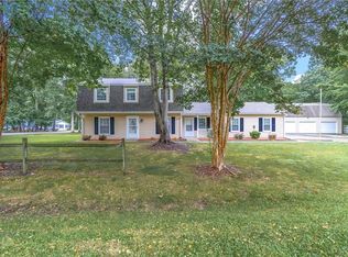 101 Bryon Rd, Yorktown, VA 23692