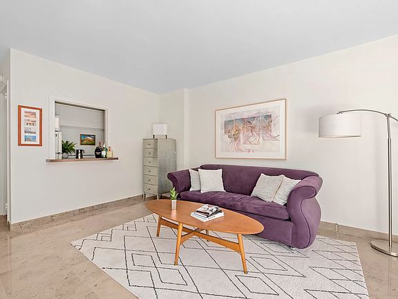 2nd image of 201 W 21st St APT 2H
