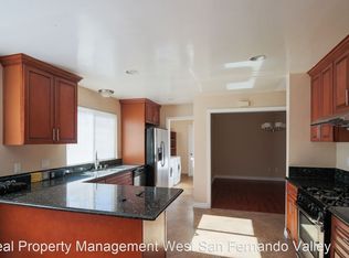 10408 Glade Ave, Chatsworth, CA 91311