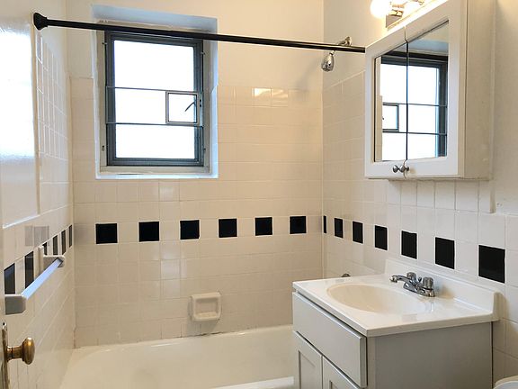 5th image of 195-15 67th Ave Floor 3