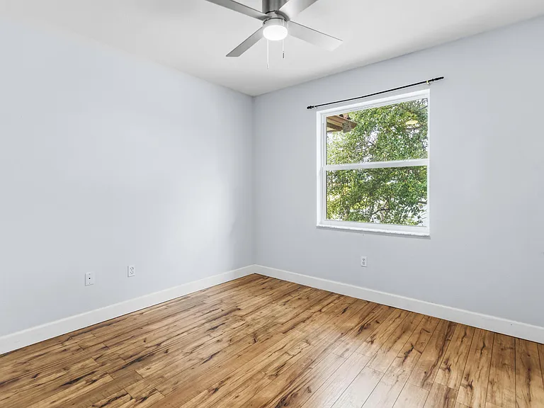 5056 SW 141st Ave — Photo 11