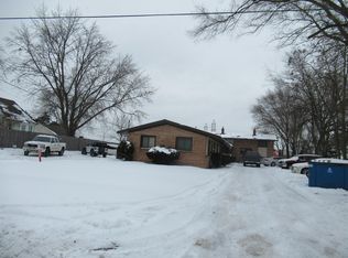 2610 Charlesgate Ave SW, Wyoming, MI 49509