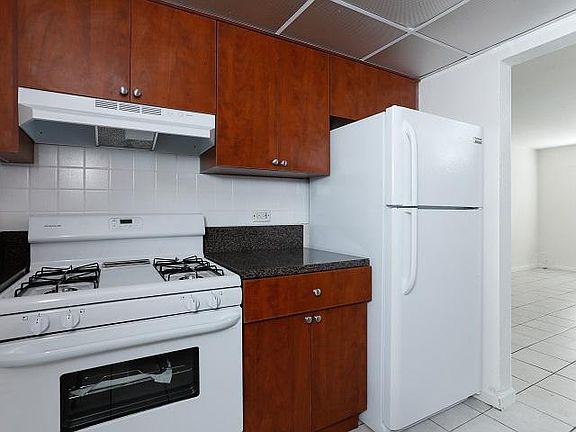 2nd image of 2350 NE 173rd St #6222256