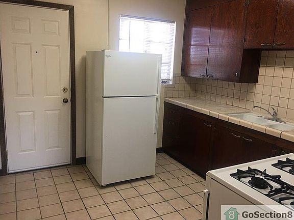 2nd image of 2604 Pershing Dr APT 2