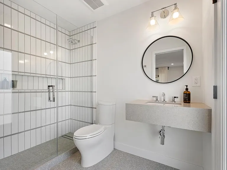 4244 N 35th Pl — Photo 26