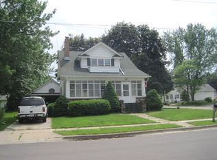308 E High St, Seymour, WI 54165