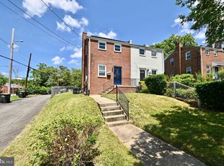 4310 G St SE, Washington, DC