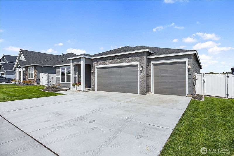 4th image of 4744 W Junco Street