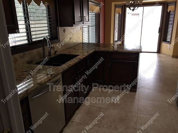 4th image of 5118 E Adobe St
