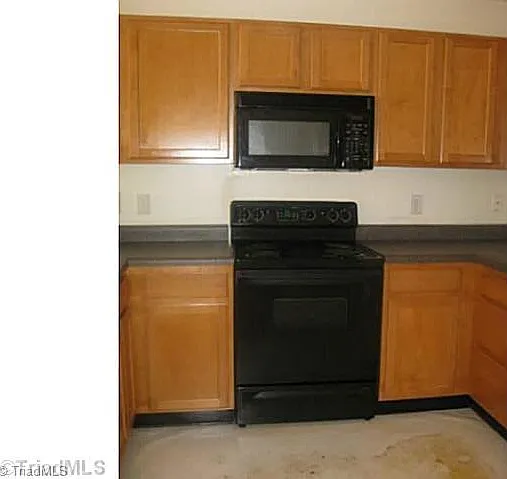 3716 Cotswold Ave #J — Photo 8