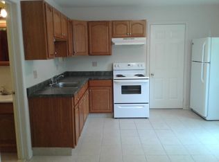 108 N Main St, Uxbridge, MA 01569