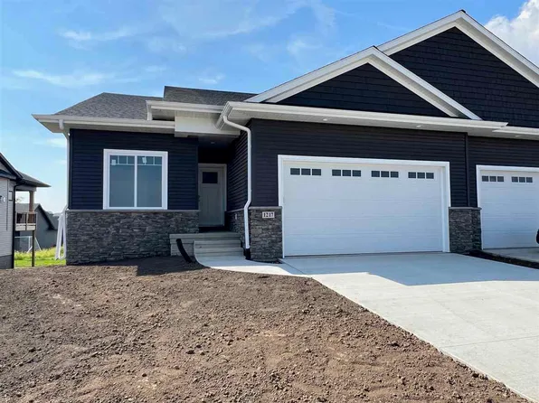 1217 Berkshire Ln, Northliberty, IA 52317