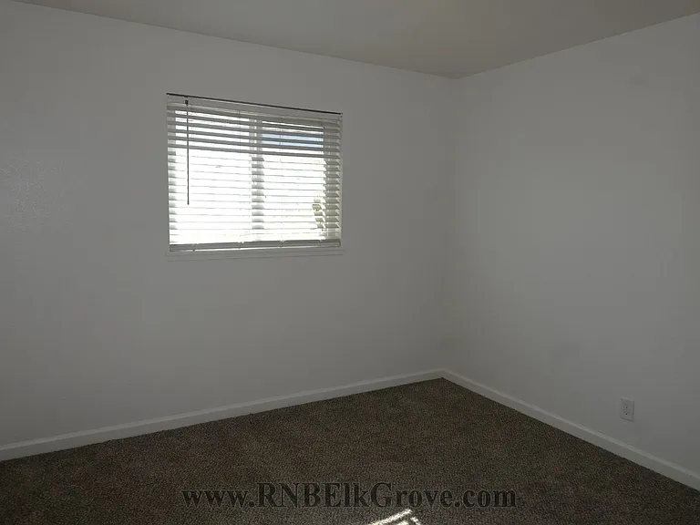 2620 Fernandez Dr — Photo 12