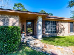 426 County Road 4011, Dayton, TX 77535