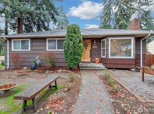 20204 9th Ave S, Des Moines, WA 98198