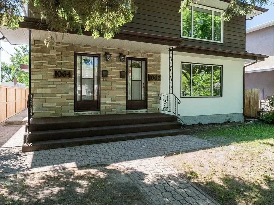 1062 Beach Ave