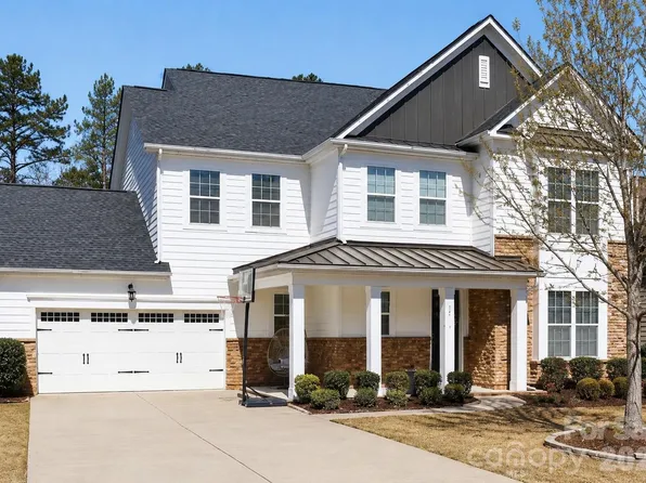 1818 Sutter Creek Dr, Waxhaw, NC 28173