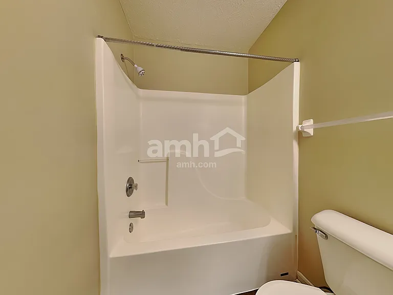 315 Keswick Dr — Photo 17
