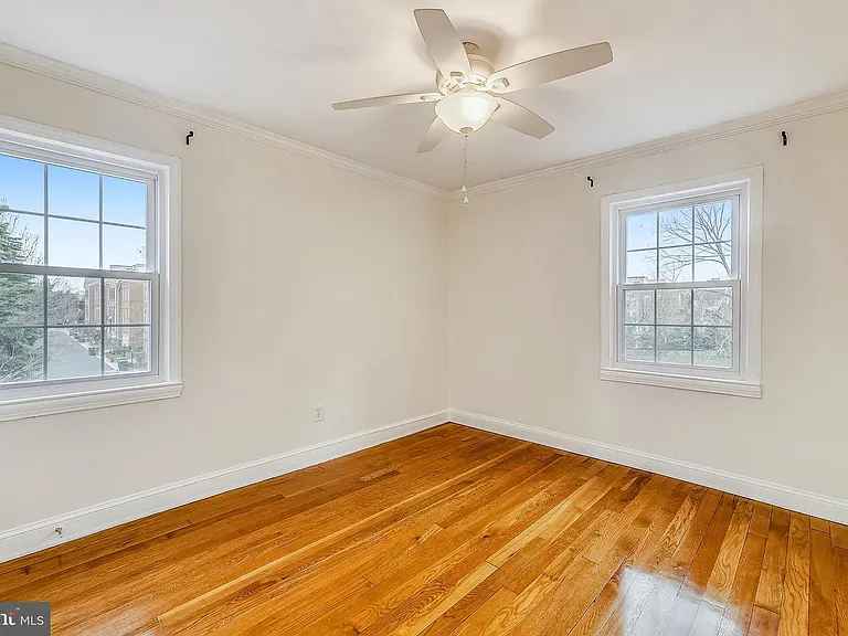 1812 W Abingdon Dr #202 — Photo 13