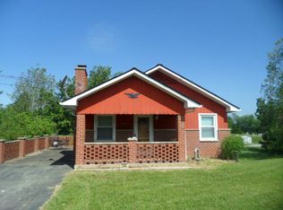 150 Dearing Dr, Mount Hope, WV 25880
