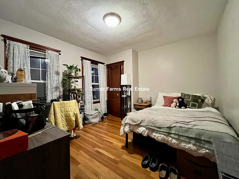 158 W Adams St #2 — Photo 13