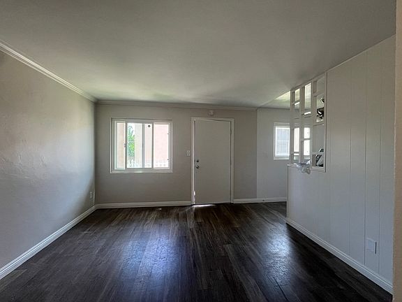 5th image of 1519 Thomas Ave